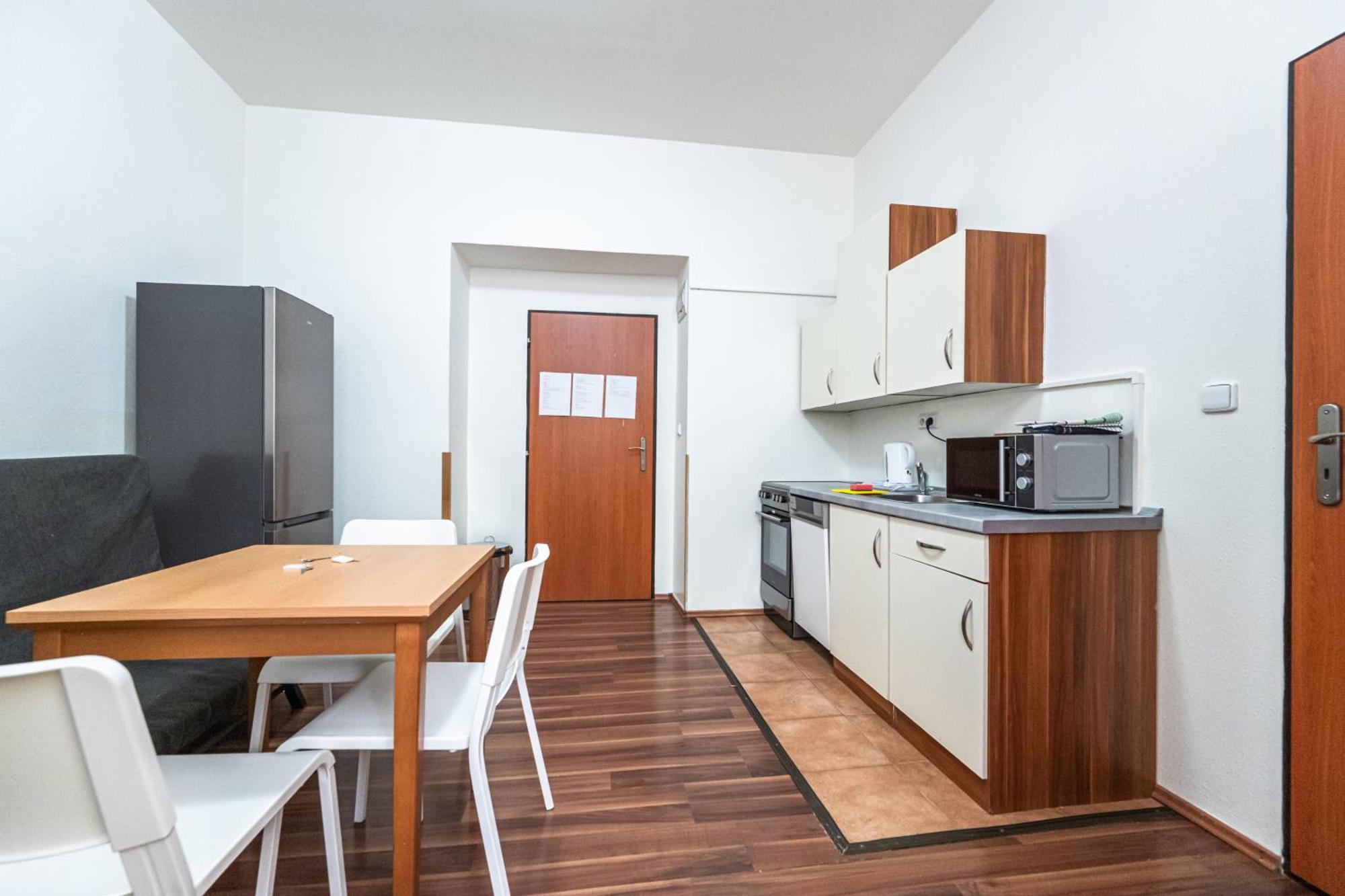 Apartments Kamenicka 23 Praag Buitenkant foto